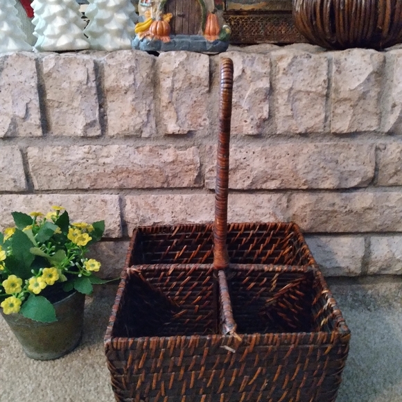 Vintage wicker Rattan silverware basket deep carry for flatware, Rattan bottle - Picture 8 of 8